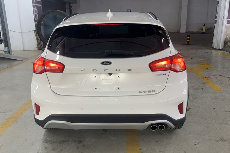Used Ford Focus Active 2020 EcoBoost 180 Automatic Trendy Model Exterior 4