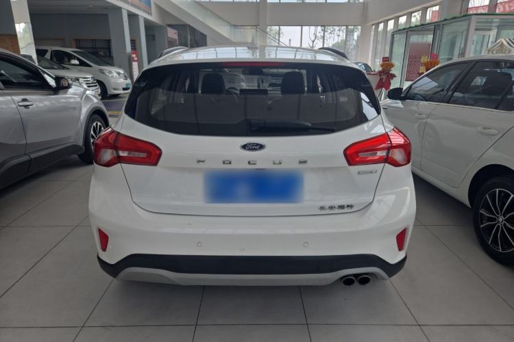 Used Ford Focus Active 2020 EcoBoost 180 Automatic Trendy Model Exterior 4