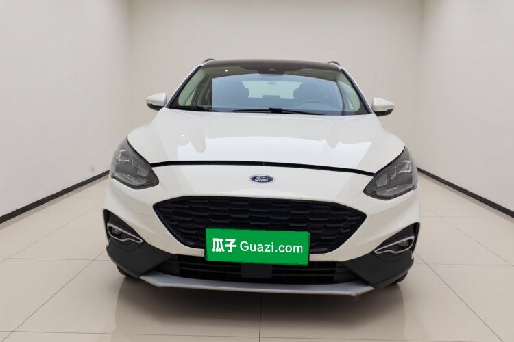 Used Ford Focus Active 2020 EcoBoost 180 Automatic Titanium Edition Front