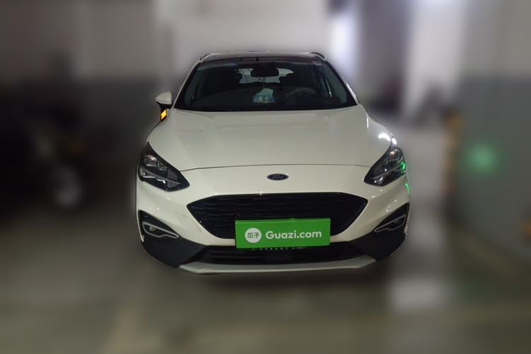 Used Ford Focus Active 2020 EcoBoost 180 Automatic Titanium Edition Front