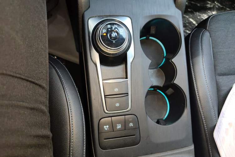 Used Ford Focus Active 2020 EcoBoost 180 Automatic Trendy Model Gear Lever