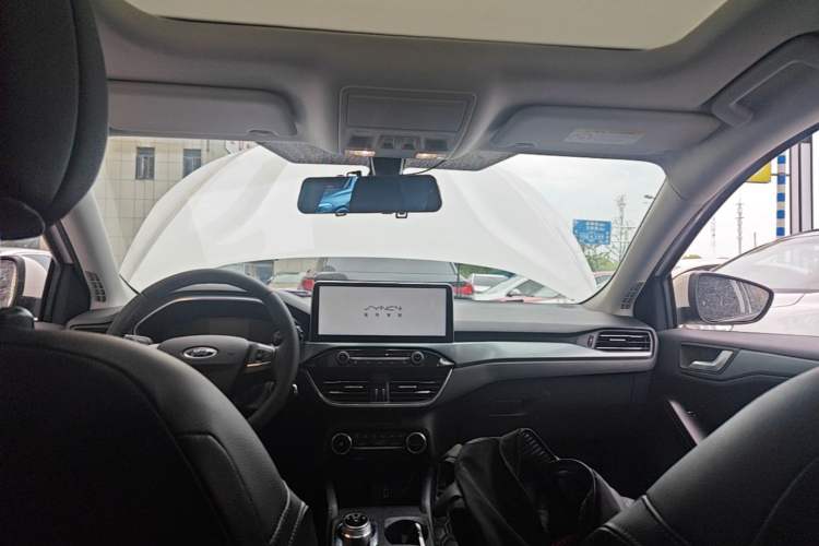 Used Ford Focus Active 2020 EcoBoost 180 Automatic Trendy Model Headliner