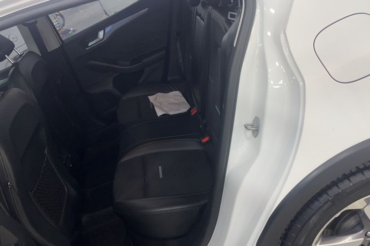 Used Ford Focus Active 2020 EcoBoost 180 Automatic Trendy Model Interior 1