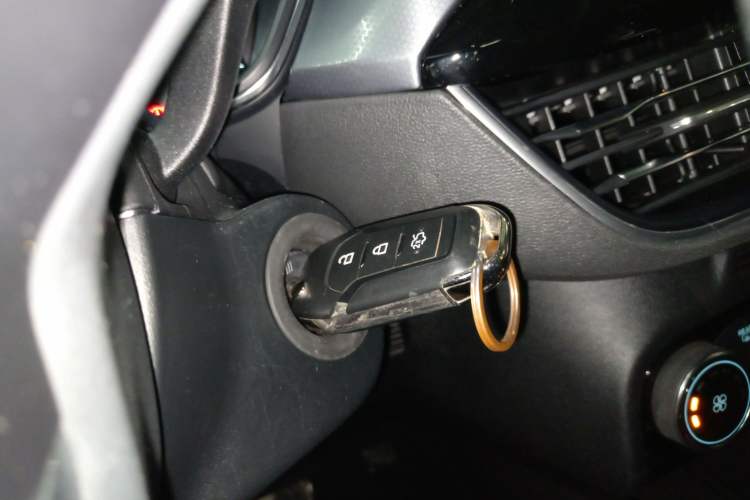 Used Ford Focus Active 2020 EcoBoost 180 Automatic Trendy Model Interior 1