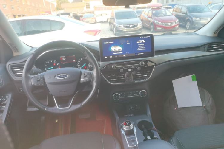 Used Ford Focus Active 2020 EcoBoost 180 Automatic Trendy Model Interior 2