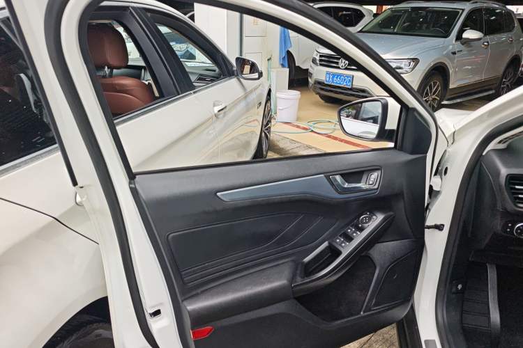 Used Ford Focus Active 2020 EcoBoost 180 Automatic Trendy Model Left Front Door Interior