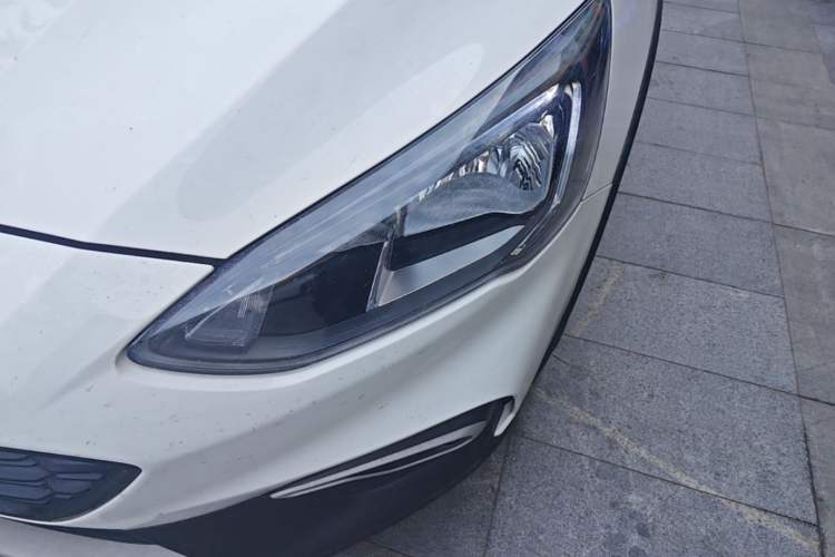 Used Ford Focus Active 2020 EcoBoost 180 Automatic Trendy Model Left Front Headlight