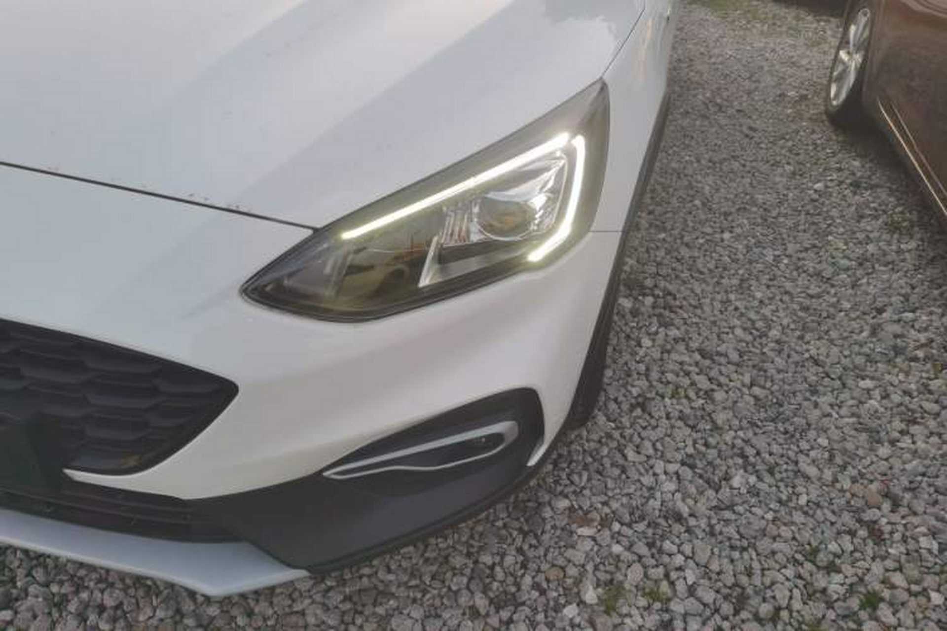 Used Ford Focus Active 2020 EcoBoost 180 Automatic Trendy Model Left Front Headlight
