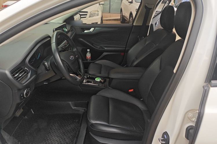 Used Ford Focus Active 2020 EcoBoost 180 Automatic Titanium Edition Left Front Seat