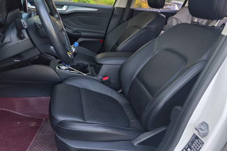 Used Ford Focus Active 2020 EcoBoost 180 Automatic Titanium Edition Left Front Seat