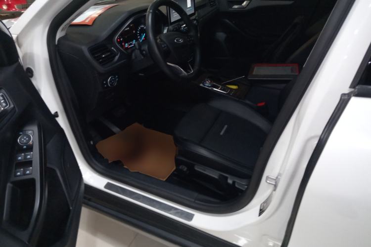 Used Ford Focus Active 2020 EcoBoost 180 Automatic Trendy Model Left Front Seat