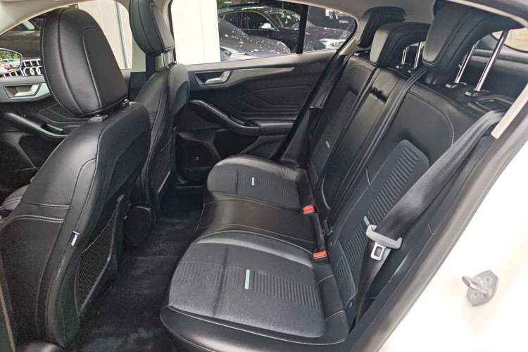 Used Ford Focus Active 2020 EcoBoost 180 Automatic Trendy Model Left Rear Seat