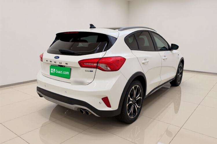 Used Ford Focus Active 2020 EcoBoost 180 Automatic Titanium Edition Rear Right 45 Deg