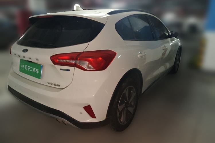 Used Ford Focus Active 2020 EcoBoost 180 Automatic Trendy Model Rear Right 45 Deg