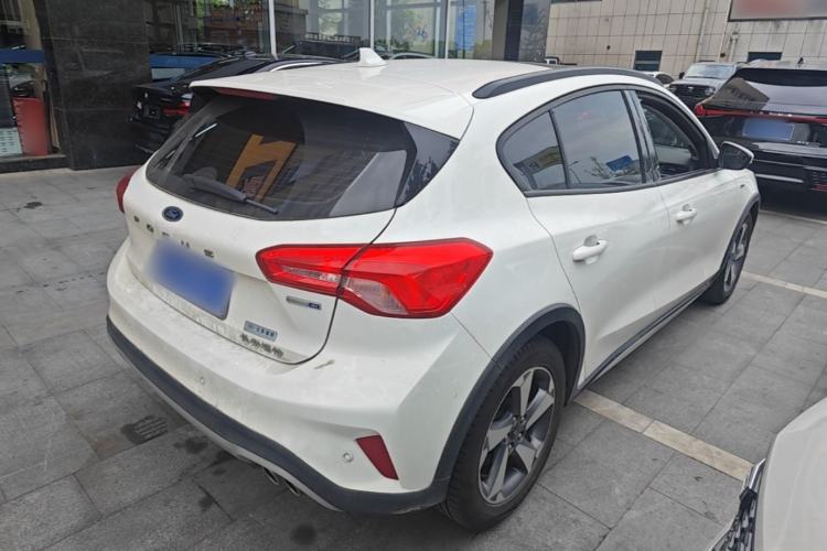 Used Ford Focus Active 2020 EcoBoost 180 Automatic Trendy Model Rear Right 45 Deg