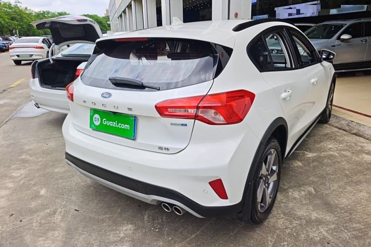 Used Ford Focus Active 2020 EcoBoost 180 Automatic Trendy Model Rear Right 45 Deg