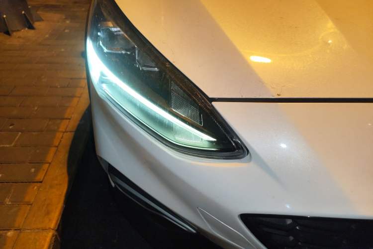 Used Ford Focus Active 2020 EcoBoost 180 Automatic Titanium Edition Right Front Headlight