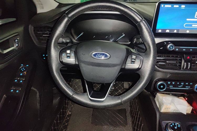 Used Ford Focus Active 2020 EcoBoost 180 Automatic Trendy Model Steering Wheel
