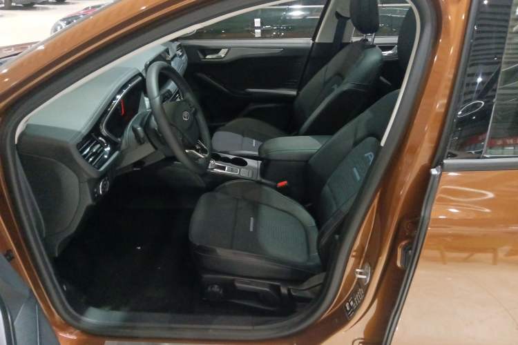 Used Ford Focus Active 2021 EcoBoost 180 Automatic Trendy Model Left Front Seat
