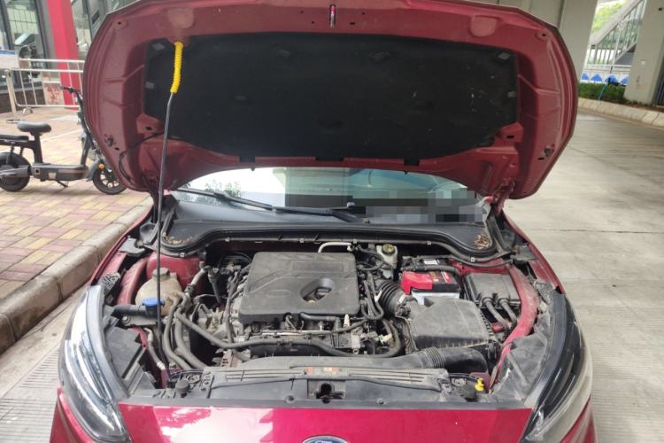 Used Ford Focus Active 2021 EcoBoost 180 Automatic Trendy Model Engine Bay