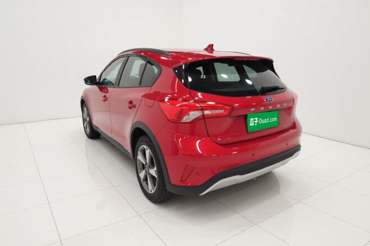Used Ford Focus Active 2021 EcoBoost 180 Automatic Trendy Model Exterior 3