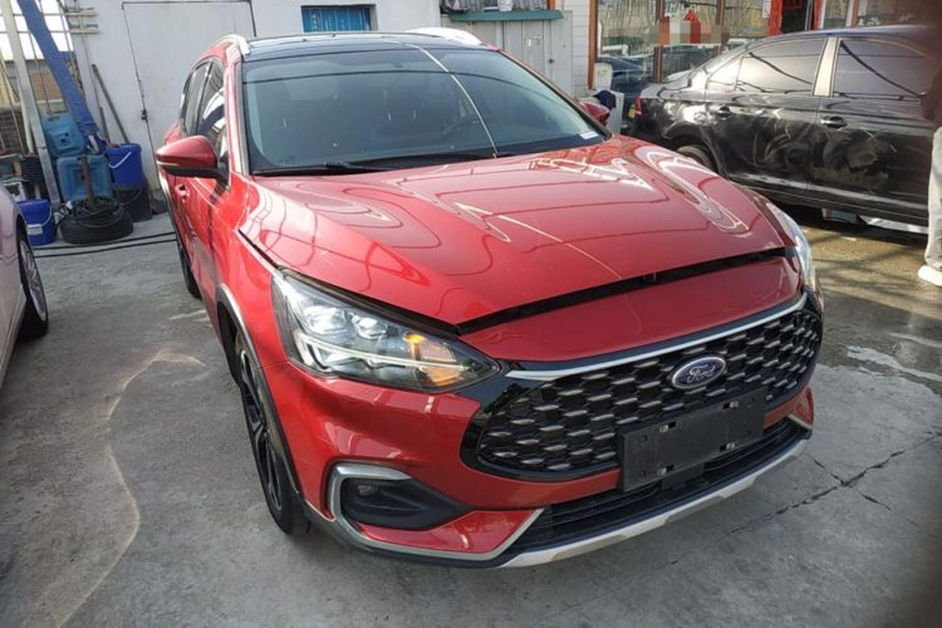 Used Ford Focus Active 2021 EcoBoost 180 Automatic Trendy Model Front Right 45 Deg