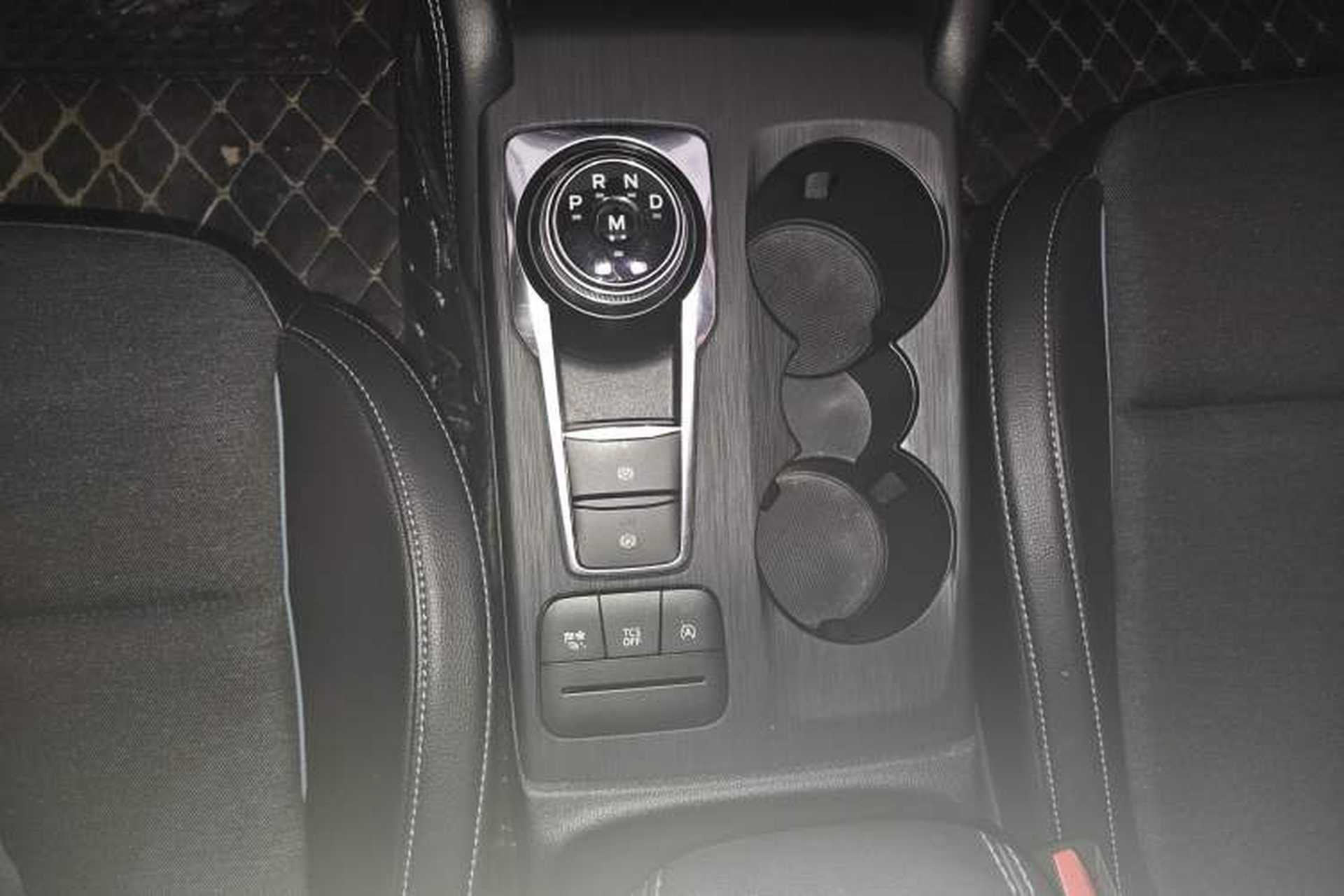 Used Ford Focus Active 2021 EcoBoost 180 Automatic Trendy Model Gear Lever