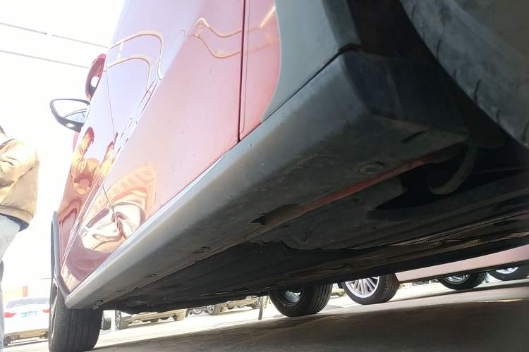 Used Ford Focus Active 2021 EcoBoost 180 Automatic Trendy Model Left Side Sill