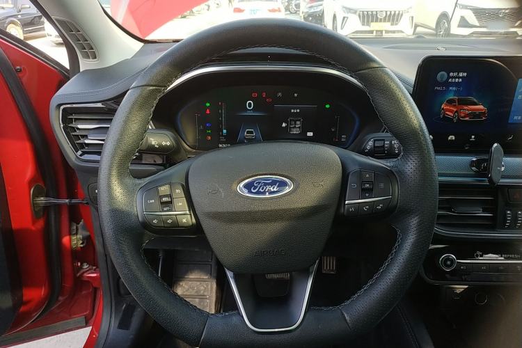 Used Ford Focus Active 2021 EcoBoost 180 Automatic Trendy Model Steering Wheel