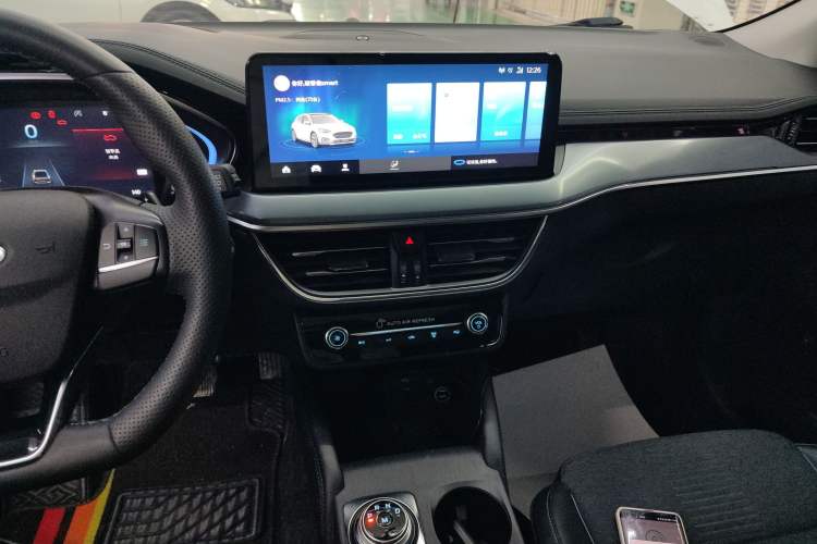 Used Ford Focus Active 2021 EcoBoost 180 Automatic Trendy Model Audio And AC Panel
