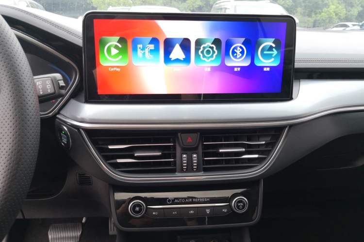 Used Ford Focus Active 2021 EcoBoost 180 Automatic Trendy Model Audio And AC Panel