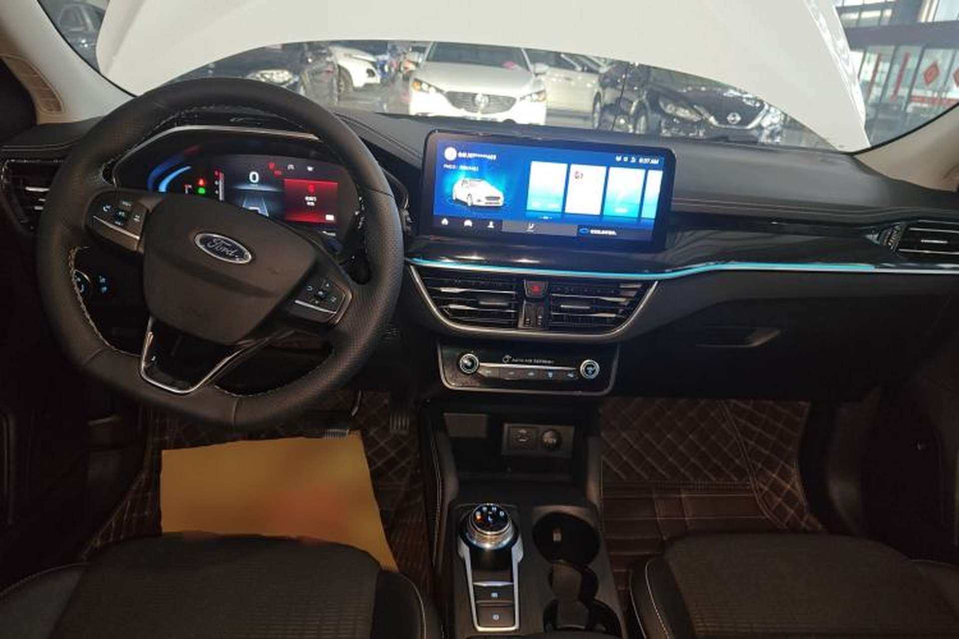 Used Ford Focus Active 2021 EcoBoost 180 Automatic Trendy Model Center Console