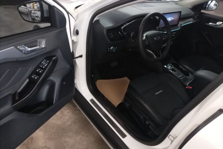 Used Ford Focus Active 2021 EcoBoost 180 Automatic Trendy Model Driver Seat