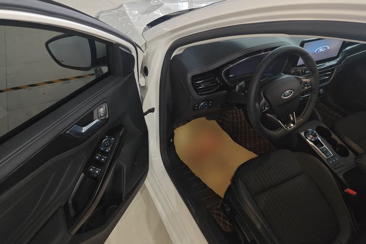 Used Ford Focus Active 2021 EcoBoost 180 Automatic Trendy Model Driver Seat