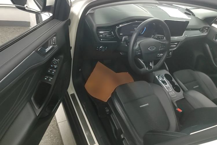 Used Ford Focus Active 2021 EcoBoost 180 Automatic Trendy Model Driver Seat