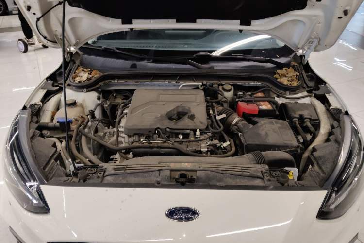 Used Ford Focus Active 2021 EcoBoost 180 Automatic Trendy Model Engine Bay