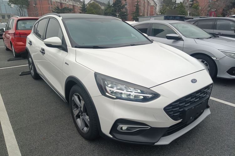 Used Ford Focus Active 2021 EcoBoost 180 Automatic Trendy Model Exterior 1