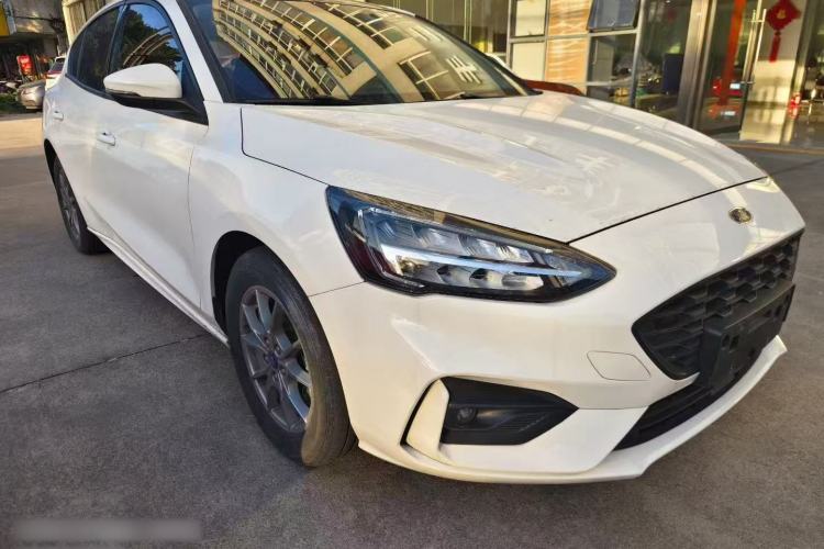 Used Ford Focus Active 2021 EcoBoost 180 Automatic Trendy Model Exterior 2