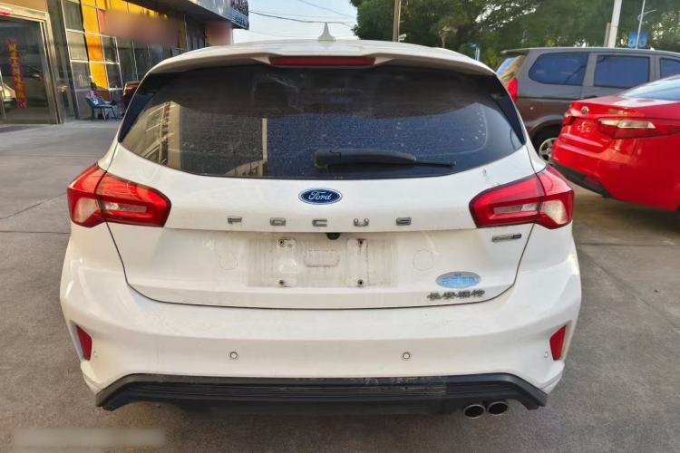 Used Ford Focus Active 2021 EcoBoost 180 Automatic Trendy Model Exterior 3
