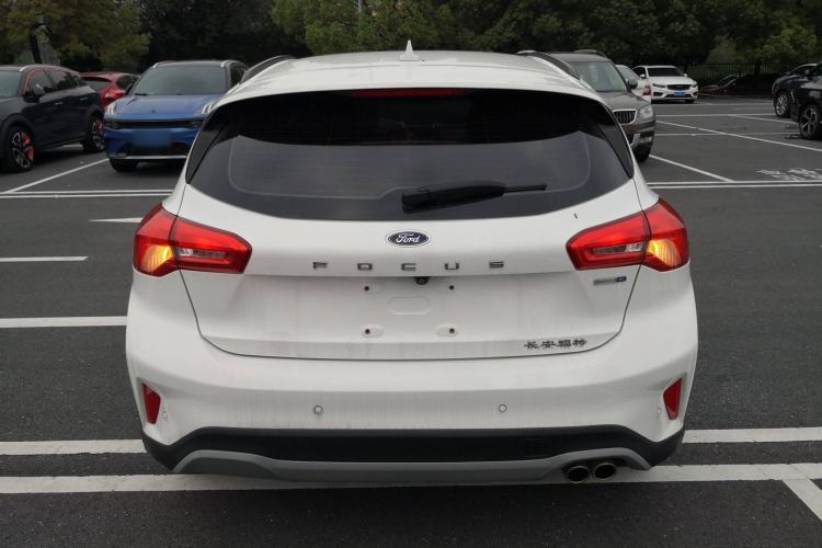 Used Ford Focus Active 2021 EcoBoost 180 Automatic Trendy Model Exterior 4