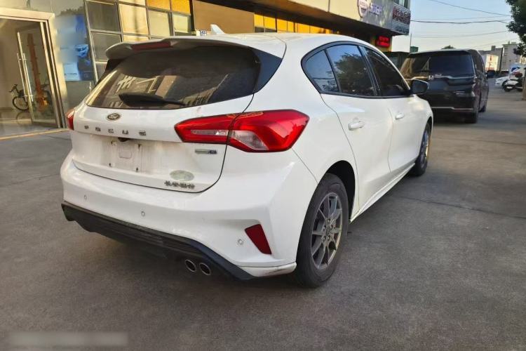 Used Ford Focus Active 2021 EcoBoost 180 Automatic Trendy Model Exterior 4