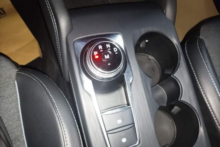 Used Ford Focus Active 2021 EcoBoost 180 Automatic Trendy Model Gear Lever