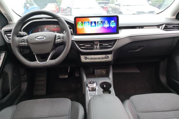 Used Ford Focus Active 2021 EcoBoost 180 Automatic Trendy Model Interior 2