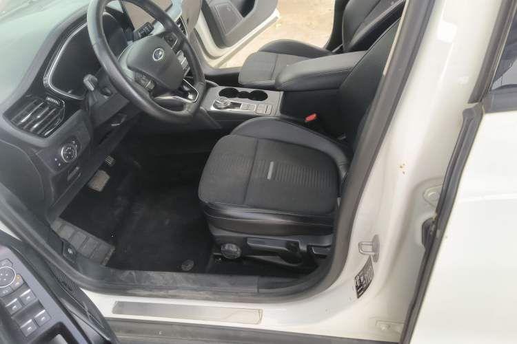 Used Ford Focus Active 2021 EcoBoost 180 Automatic Trendy Model Left Front Seat