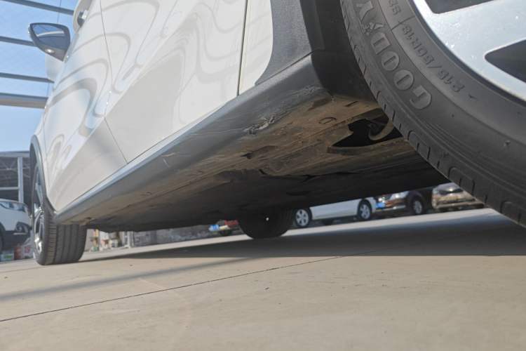 Used Ford Focus Active 2021 EcoBoost 180 Automatic Trendy Model Left Side Sill
