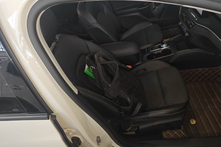Used Ford Focus Active 2021 EcoBoost 180 Automatic Trendy Model Right Front Seat