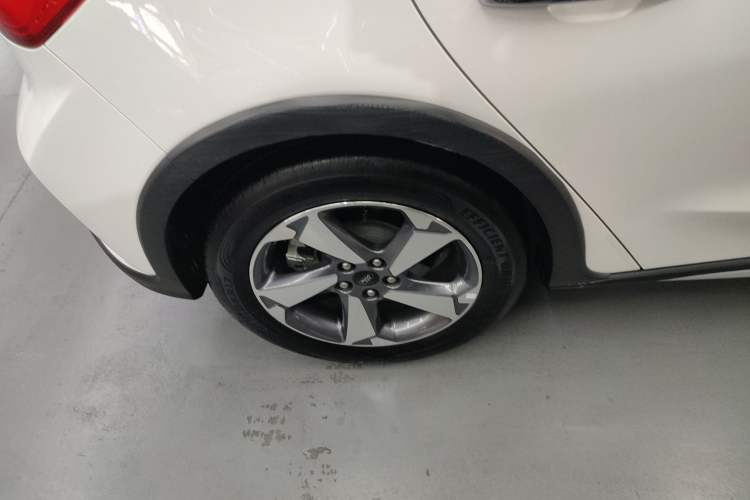 Used Ford Focus Active 2021 EcoBoost 180 Automatic Trendy Model Right Rear Wheel Hub