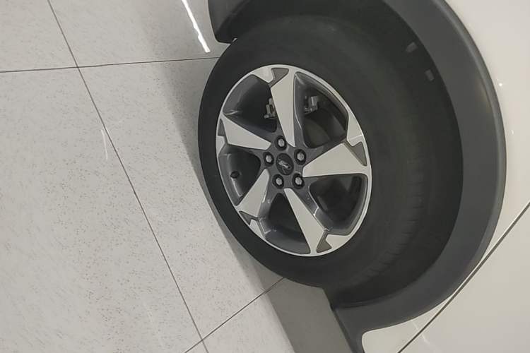 Used Ford Focus Active 2021 EcoBoost 180 Automatic Trendy Model Right Rear Wheel Hub