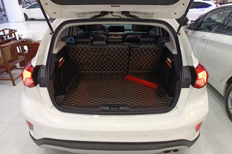 Used Ford Focus Active 2021 EcoBoost 180 Automatic Trendy Model Trunk