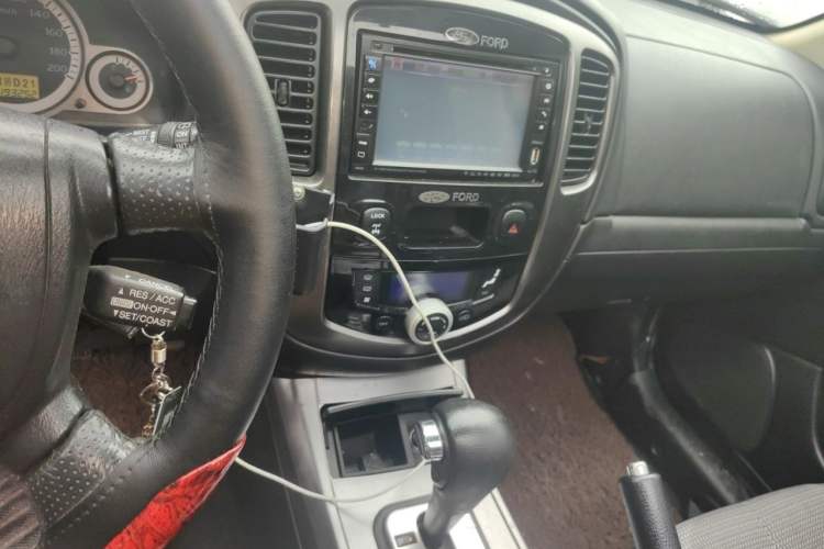 Used Ford Kuga  Audio And AC Panel